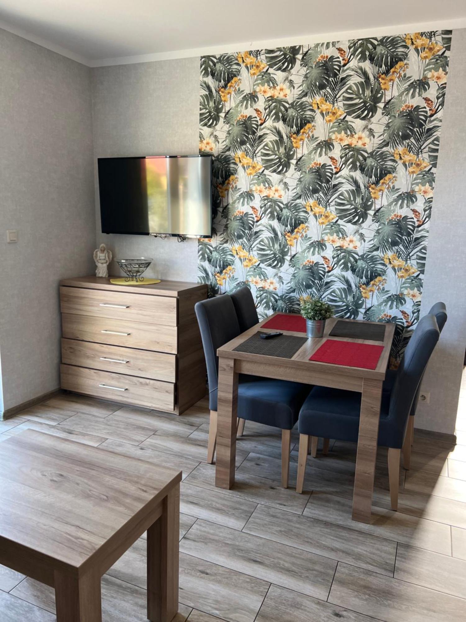Apartamenty Bursztynowe Debki Bagian luar foto